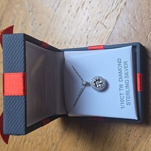 BN Sterling Silver 1/10CTW Round Cluster Diamond Pendant 18" Chain Necklace